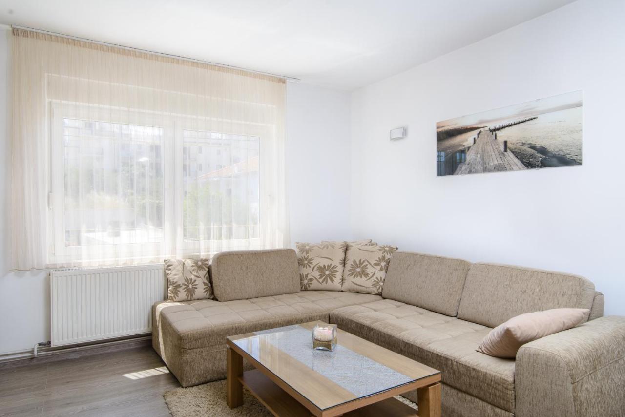 Apartments Tonka Trogir Exterior photo