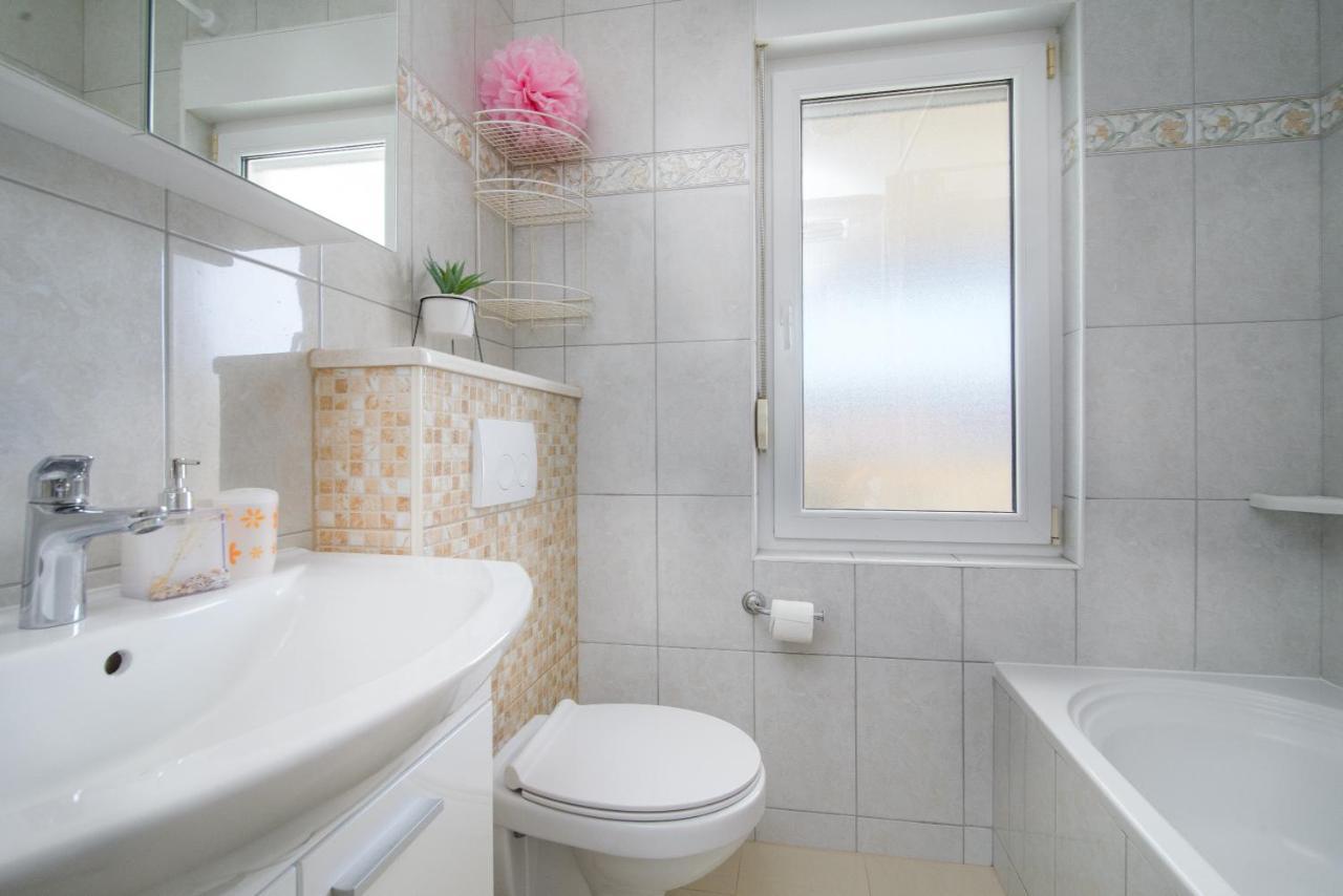 Apartments Tonka Trogir Exterior photo
