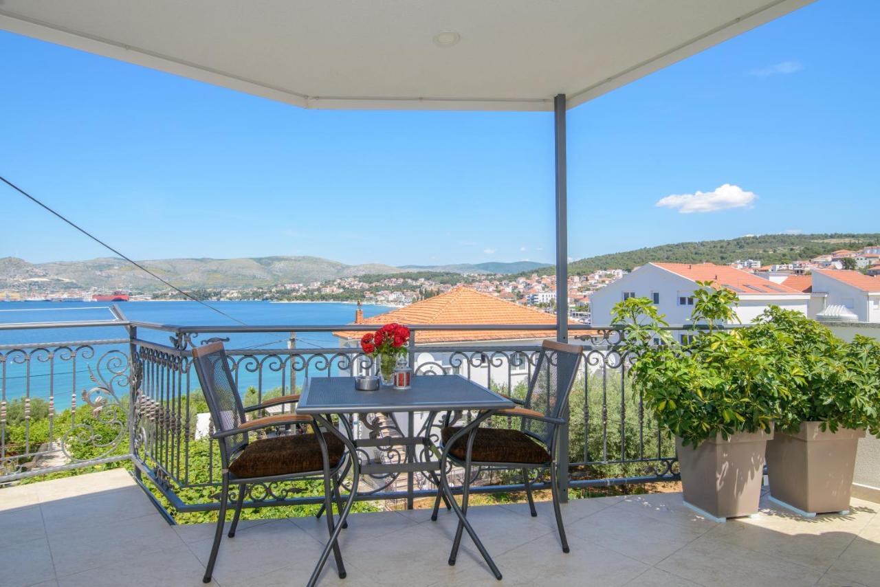 Apartments Tonka Trogir Exterior photo